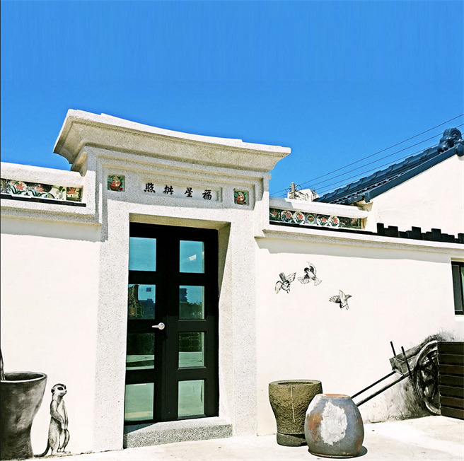 位于澎湖的澎湖独立书店「小鰆子书房」，6月6日起至8月底将举办SDGs永续书展。（文化部提供）