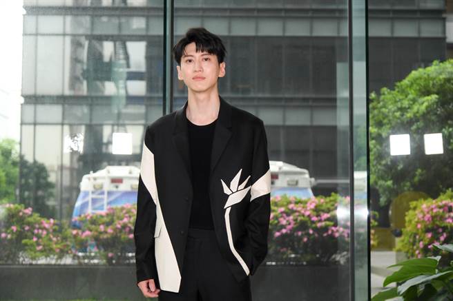 孙沁岳剧中角色是面瘫副总，善于偽装。（三立提供）