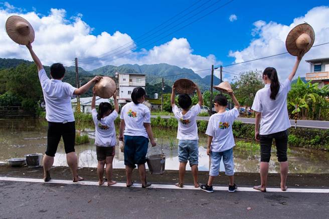 「夏の农田物语」带领孩子探索生态秘境、体验农野日常，体现友善环境共好生活。(宜兰力丽威斯汀度假酒店提供)