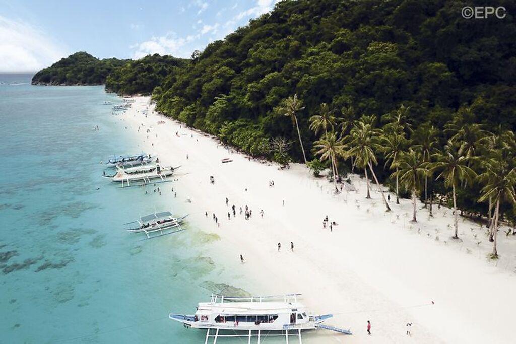 長灘島蟬聯多年全球最佳沙灘之一，成為島嶼假期首選。　圖：菲律賓觀光部／提供