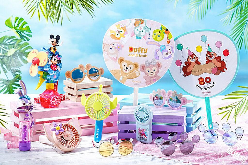 賓客可選購夏日限定的多個迪士尼主題商品，包含以多個迪士尼及皮克斯好友為主題的夏日消暑商品。（旅遊經提供）