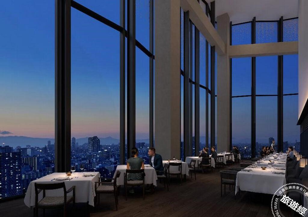 位於「BELLUSTAR TOKYO」45樓的餐廳「Restaurant Bellustar」坐擁挑高3層樓的壯觀景觀（圖：Pan Pacific Hotels Group提供）