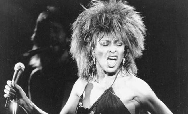 美国女歌手蒂娜透娜逝世，享寿83岁。（图／美联社）