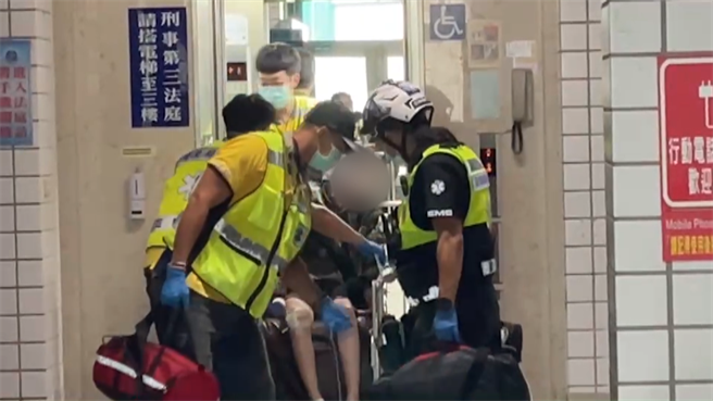 台东妇人仅意识模糊，心跳呼吸经过平復后恢復正常。（萧嘉蕙摄）