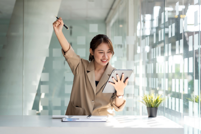 水瓶座、射手座、天蝎座讨厌被规矩绑住。（示意图／Shutterstock）