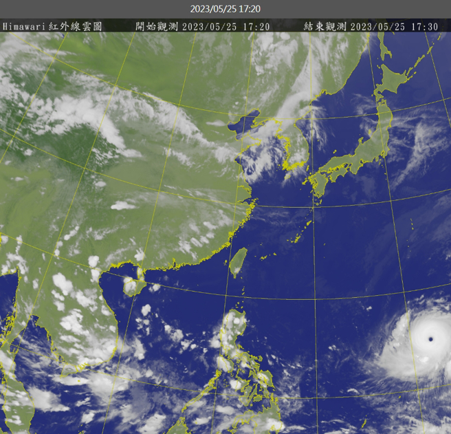 强颱玛娃目前距离台湾仍有2000公里左右，但各气象模式都预估，玛娃转弯点距离台湾都不会太远。(图／中央气象局)