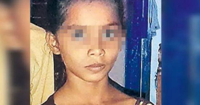 9岁女童头卡在车窗中司机竟没发现。（图／翻摄自NewsTap）