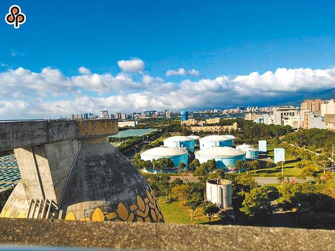 位在新北市的八里污水处理厂，至今仍由台北市政府管理，移交新北市政府的相关工作持续延宕。（本报资料照）