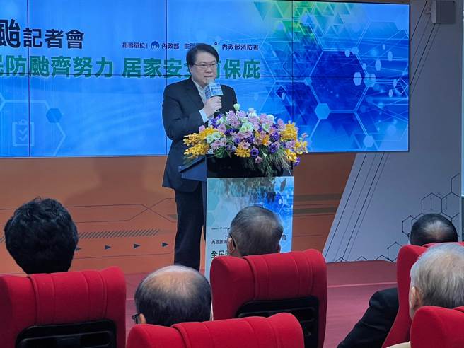 林右昌卷入im.B案，表示「让司法去说话」。（王扬杰摄）