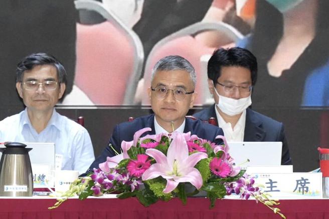 （中華電信26日召開股東會，也是董事長郭水義升任董座後主持的第一場股東會。圖／王德為）