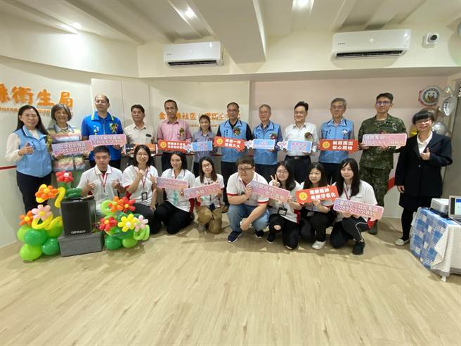 社区心卫中心即起提供每位乡亲每年6-8次的谘商服务，以提升地区民眾之心理健康。(于家麒摄)