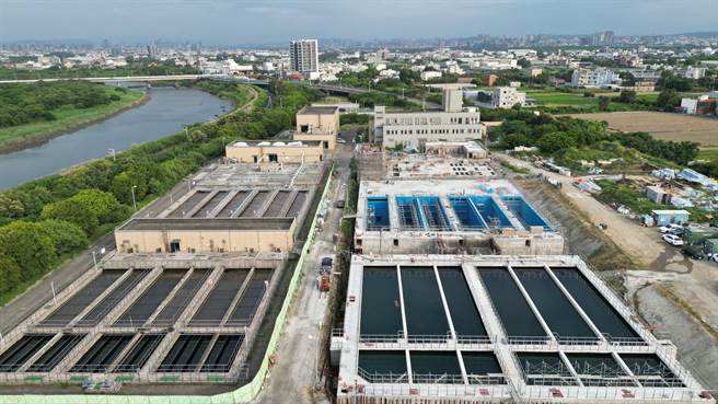 竹北市、竹东镇共5.5万多一般接管用户将从明年元旦起，随自来水费徵收每立方公尺4元的使用费。（新竹县府提供／邱立雅竹县传真）