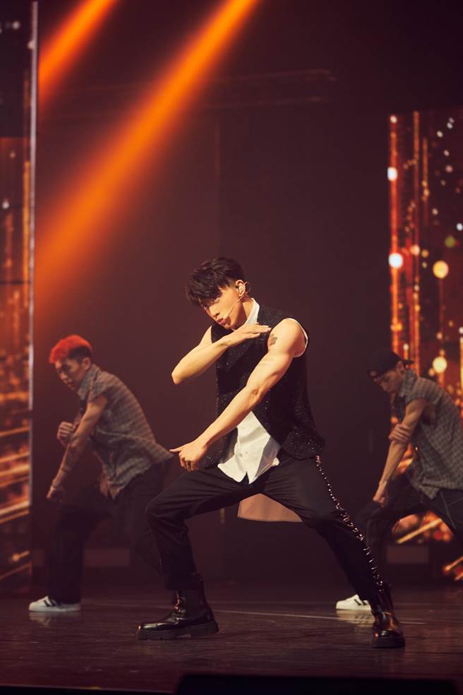 Ozone文廷推出创作单曲，特别选在生日前夕释出。（索尼音乐提供）