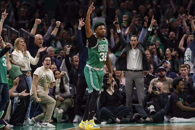 史马特相当感谢助教雷诺斯的适时提醒。(路透资料照)