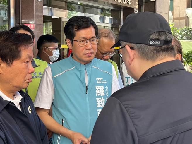 民进党立委罗致政今出席「小英之友会」捐血活动。（王扬杰摄）