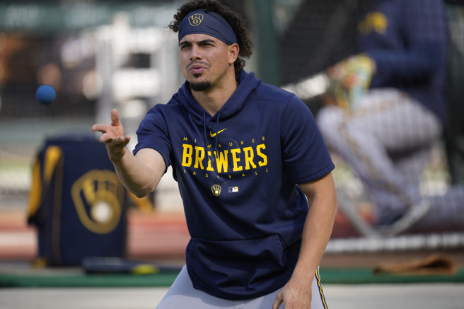 亚当梅斯遭界外强袭球命中头部。（美联社资料照）