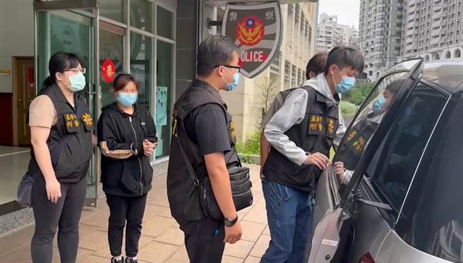 基隆市警局执行专案，查获先前殴打被害人还上传社群，以吴女为首的暴力团。（基隆市警察局提供／徐佑升基隆传真）