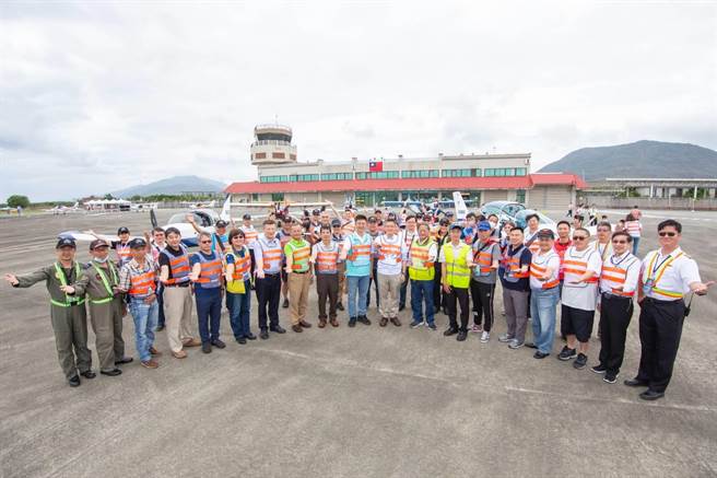 2023屏东3D铁人体验嘉年华体验。(屏县府提供)