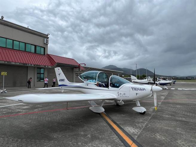 2023屏东3D铁人体验嘉年华体验。(屏县府提供)