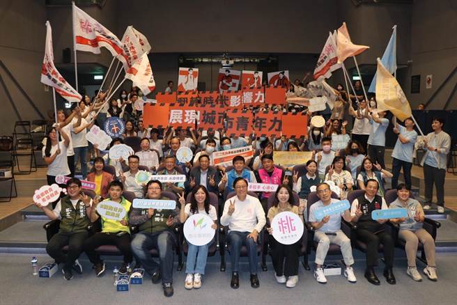 桃园青年局推动青年国际志工服务队补助计画，睽违3年重启，结合在地大专校院及民间青年志工队，共8组、约70名志工将前往多个海外国家进行多元服务。（蔡明亘摄）