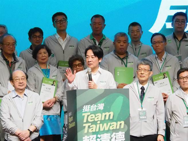 副总统赖清德27日下午参加新竹市信赖台湾之友会成立大会，他强调民进党执政不会有战争，他当选首要任务就是稳定台海和平现状。（陈育贤摄）