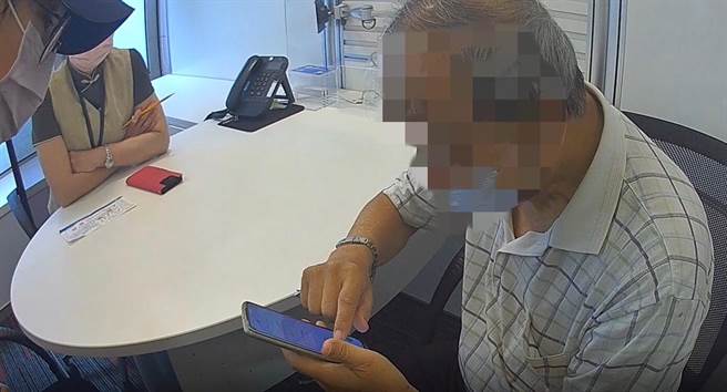 嚣张诈团假扮小舅子向老翁求助诈财，遭识破呛警「哪个派出所的？」。（警方提供／陈淑芬台中传真）