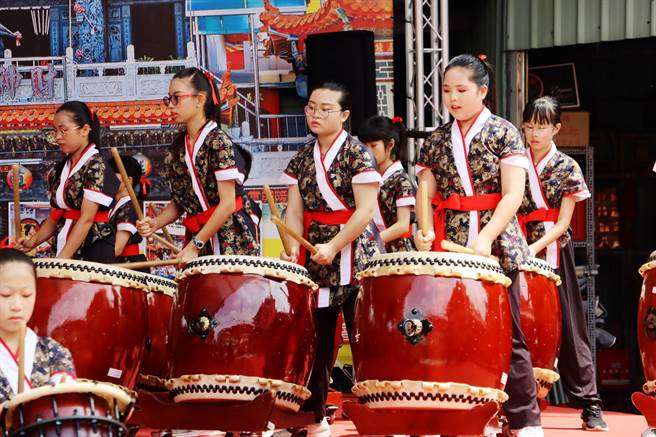 财神杯嘉义县市国民中小学音乐暨民俗技艺竞赛因疫情停办3年，今年復办，嘉义县市学校共51队报名。（吕妍庭摄）