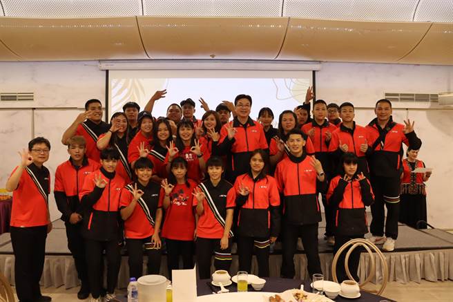 2023全国原住民族运动会刚落幕，新北队摘下16金、29银、41铜，奖牌数全国第4，新北市府今举办感恩餐会，新北市副市长刘和然表示，市府已连两届提高奖励金，今年颁发540万8000元。（原民局提供）