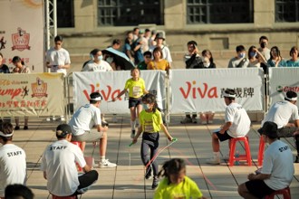 萬歲堅果盃跳繩賽松山文創園區登場 超過600名學童參賽