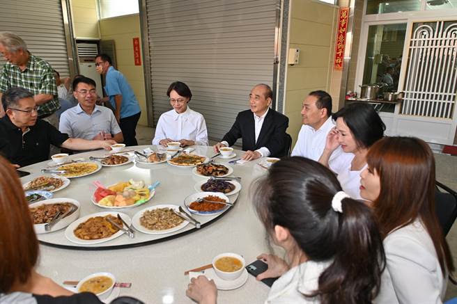 前立法院长王金平上月曾与侯友宜与多位地方人士早餐会（资料照／林瑞益摄）