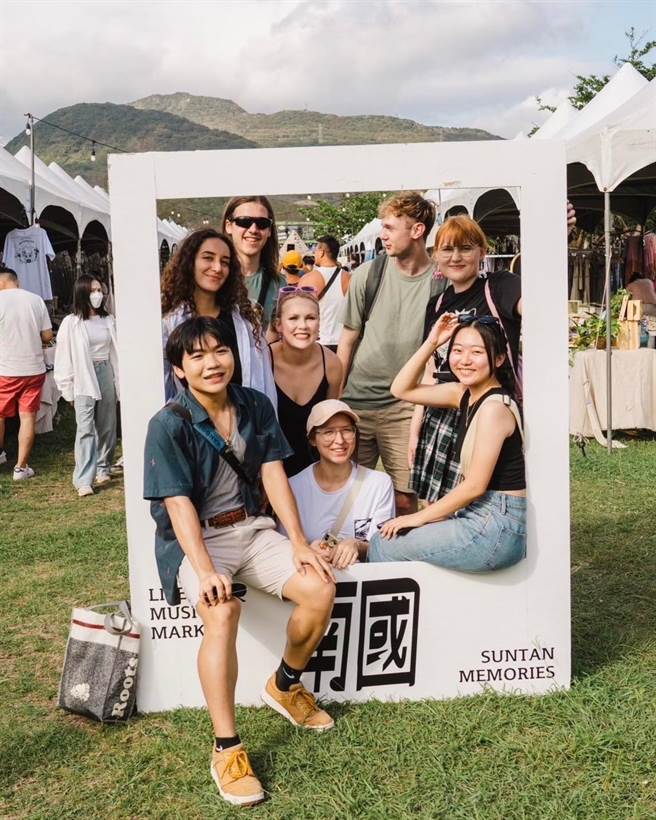 「2023南国生活节」进入第三天，活动期间累计超过5万名乐迷一同共襄盛举。(屏县府提供)