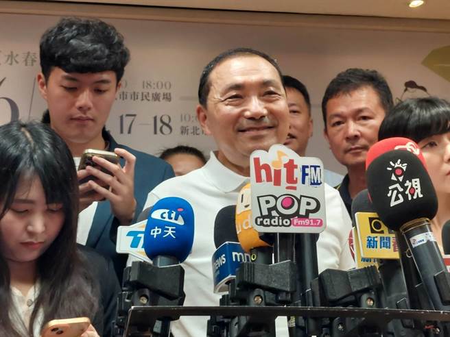 侯友宜说，他去南部拜访王院长，不管在立院或国事上他对国家都做很多贡献，尤其在南部得到很多人敬重，当中对方也给他很多宝贵意见。（陈慰慈摄）