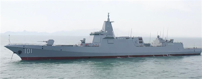 广东海事局29日公告，将从31日起在南海部分海域进行射击军演。（央视）