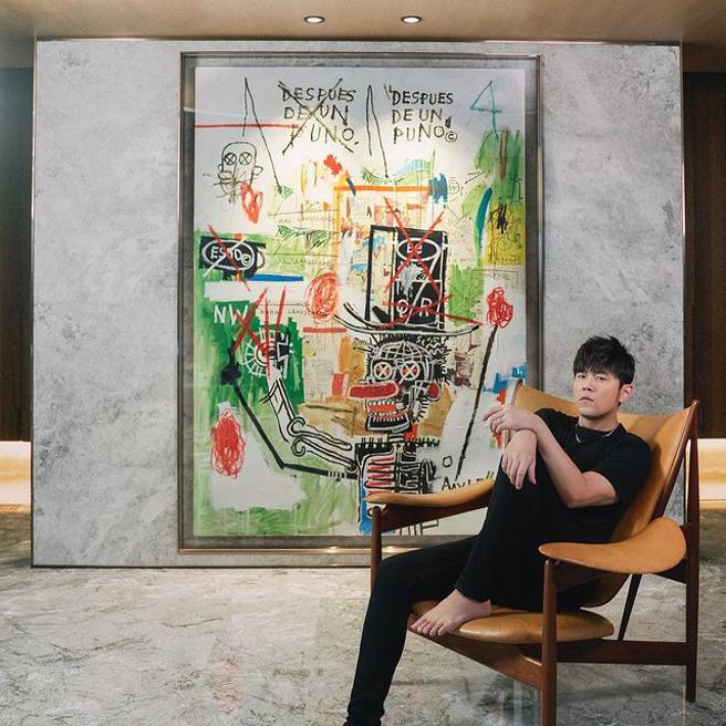周杰伦艺术眼光神准，收藏不少巴斯奇亚（Jean-MichelBasquiat ）的画作。（撷自IG）