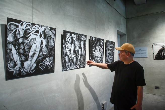 林添福认为这是大海、大自然的美好资源，不仅是大海馈赠人类的奇特美食，同时也是奇特生物。（邓博仁摄）