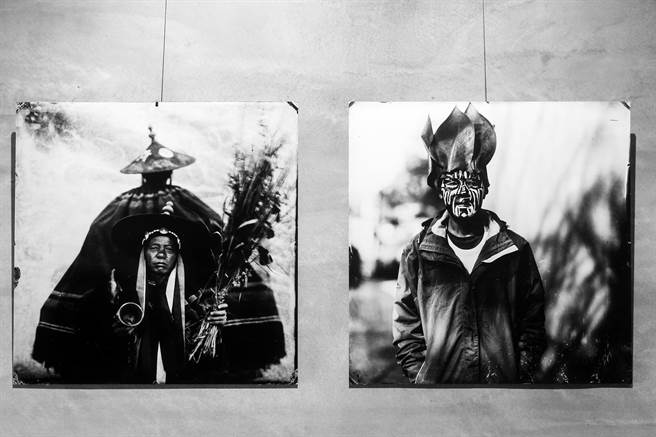 林添福用古老的摄影工艺《湿版火棉胶法》来拍摄少数民族题材的想法已经有些年头，此作品为疫情期间用湿版摄影创作的《陶瓦》系列作品。（邓博仁摄）