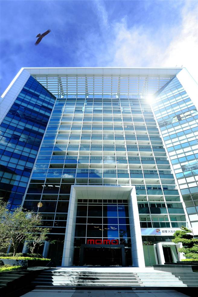 momo富邦媒2023年徵才计画全面启动，预计招募500人，延揽四领域人才。(momo提供)