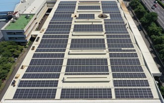 弦震企業響應淨零碳排 從打造屋頂太陽能電廠出發