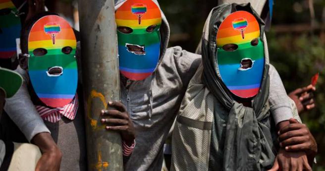 当地的LGBTQ族群因恶法，早已关闭了社群媒体帐号，并逃离家园寻找安全的住所。（图／达志／美联社）