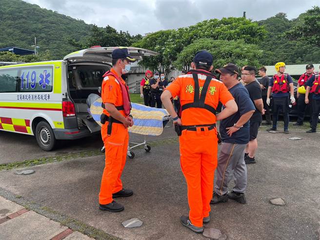 经家属确认为该女学生，后续协请派出所协助家属并依照程序处理。（海巡署第一岸巡队提供／吴佩蓉宜兰传真）