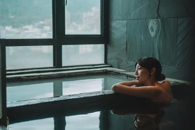 北投老爷携手「指舞小春秋」推住房专案，入住享按摩+汤疗，双人每晚7,600元起。（图／北投老爷酒店提供）