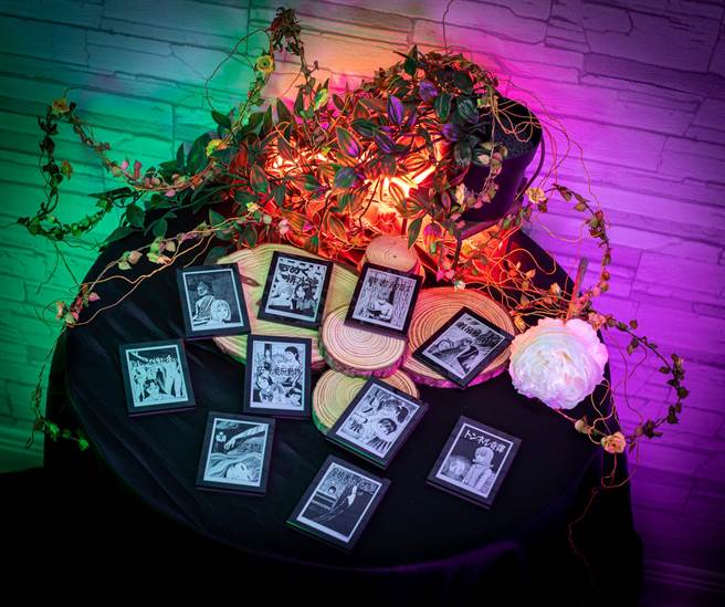 《伊藤润二恐怖体验展2》将推出多款周边文创商品，图为磁铁典藏组。（启艺提供）