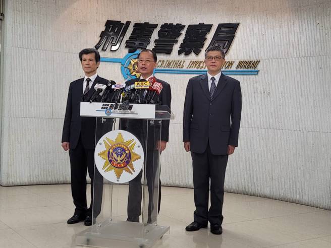 警政署长黄明昭30日至刑事局检视查缉成果。（林郁平摄）