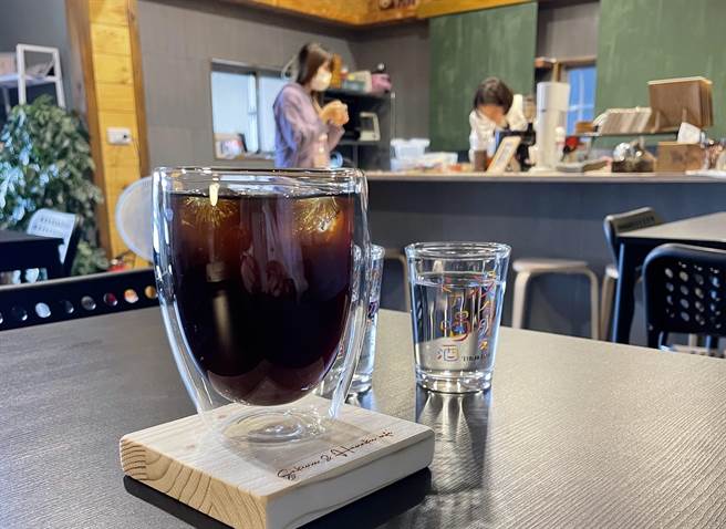 为让全台民眾认识台东咖啡，台东县府打造在地品牌，今年将举办冰咖啡创意大师赛。咖啡示意图。（蔡旻妤摄）