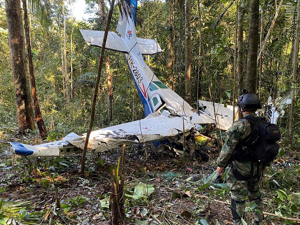 哥伦比亚5月1日发生坠机事故，一架载着7人的小飞机在亚马逊雨林坠落，造成3死4失踪。最新迹象显示失踪的4名孩童仍在丛林里活动。（图／路透）(photo:ChinaTimes)