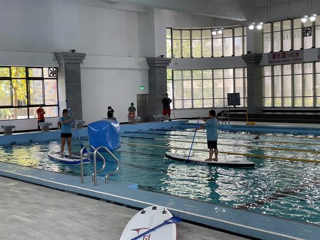 高市府近年力推体育运动产业，盐埕运动中心31日正式开幕启用，这也是高雄第7座对外营运的运动中心。（洪浩轩摄）