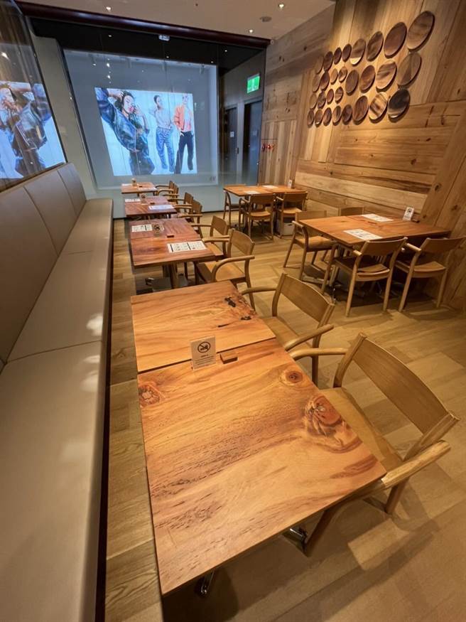 东势林管处携手无印良品，让枯危木材获重生。（东势林管处提供）