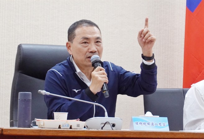 国民党总统参选人侯友宜31日前往立法院拜会党籍立委并致词。（姚志平摄）