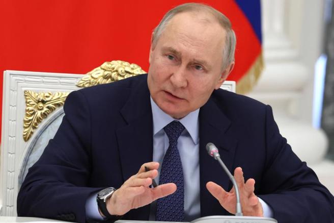 自俄羅斯去年2月入侵烏克蘭以來，莫斯科的住宅大樓首次受到攻擊，俄國總統蒲亭（Vladimir Putin）認為是烏克蘭所為。（圖/ 美聯社）