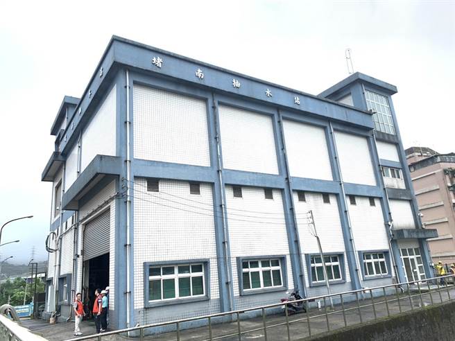 ▲位于基隆七堵区千祥桥旁的堵南抽水站。（徐佑升摄）